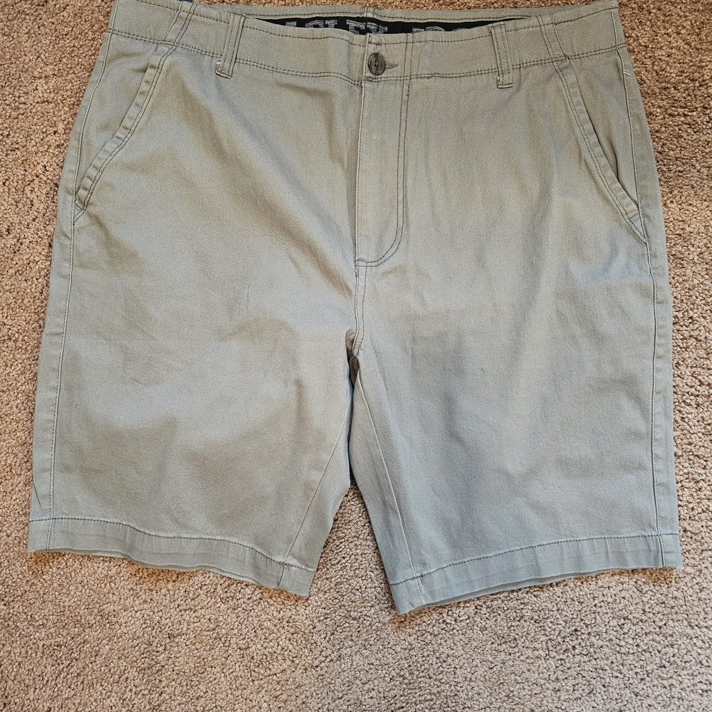 Classic Men's Tan Flat Front Shorts